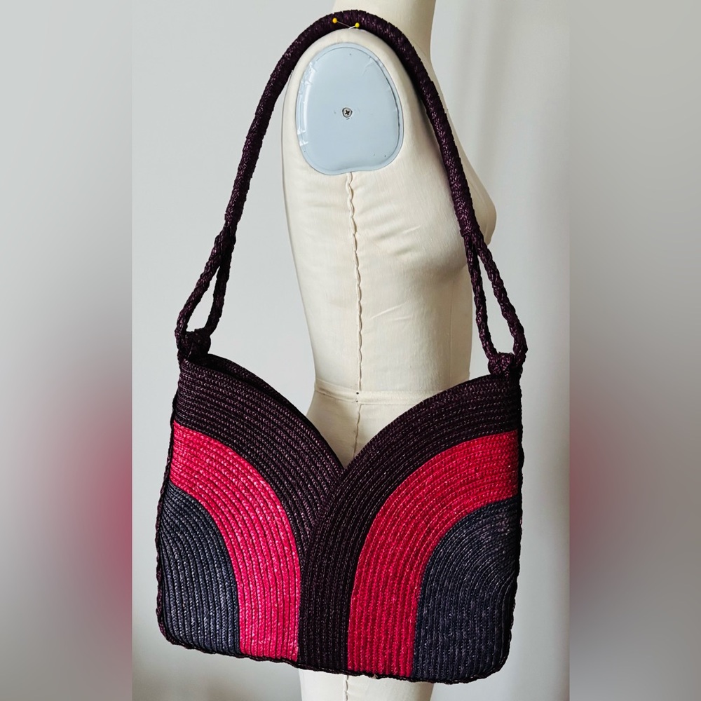 Vintage Straw Shoulder Bag Purple Pink Braided Straw Strap Magnetic Closure